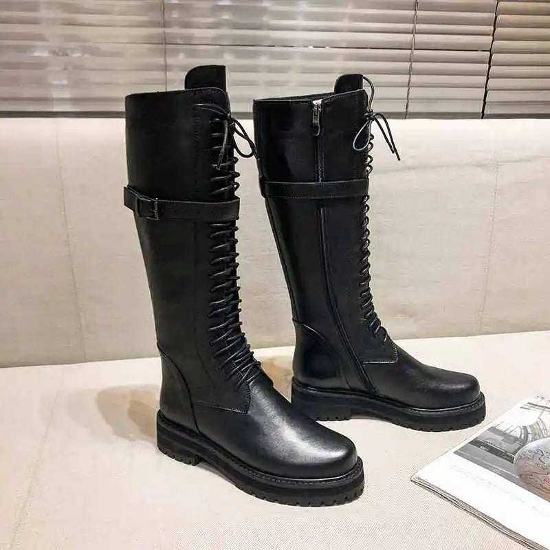 Krazing pot-botas de couro genuíno com cordões e saltos baixos, dedo do pé redondo, punk, superstar, fecho de fivela, sobre o joelho, tamanho grande