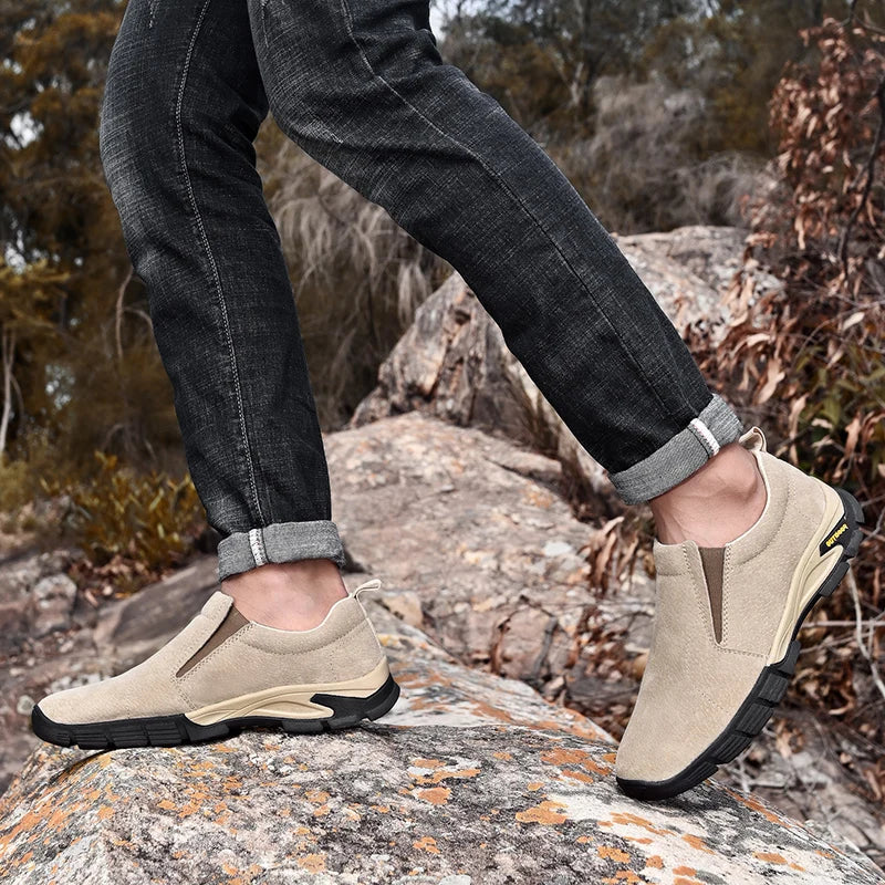 Sapatos masculinos de marca de couro genuíno sapatos casuais ao ar livre respirável tênis camurça original mocassins masculinos tênis