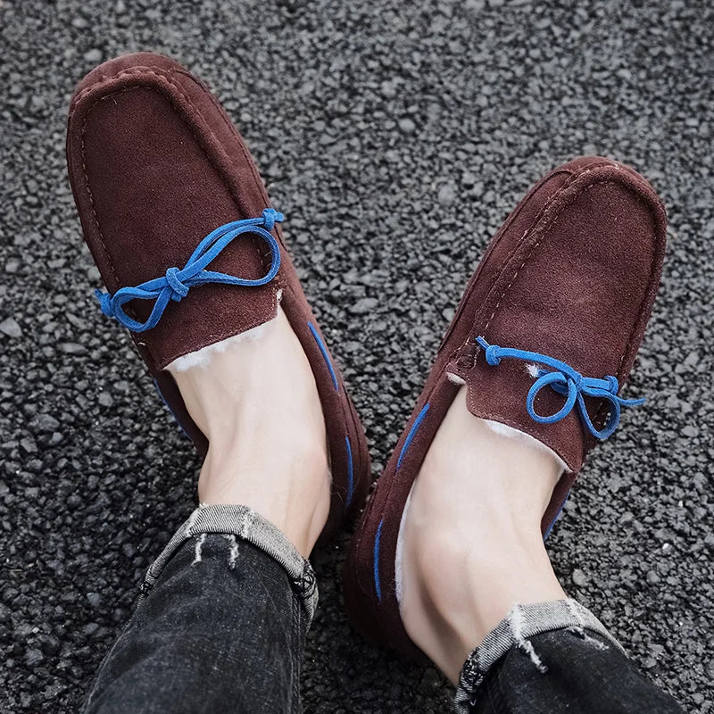 Mocassins homens sapatos de camurça de pelúcia sapatos de condução casuais marca inverno quente pele homem mocassins deslizamento na condução plana masculino sapatos de barco
