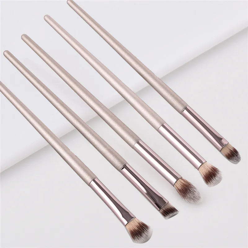 4/10 pçs conjunto de pincéis de maquiagem champanhe para base cosmética em pó blush sombra kabuki mistura compõem escova ferramenta de beleza