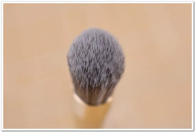 Yue Precisão Fundação Pincel Cônico Apontado Rosto Corretivo Creme Vinco Primer Base Maquiagem Beleza Cosméticos Aplicador