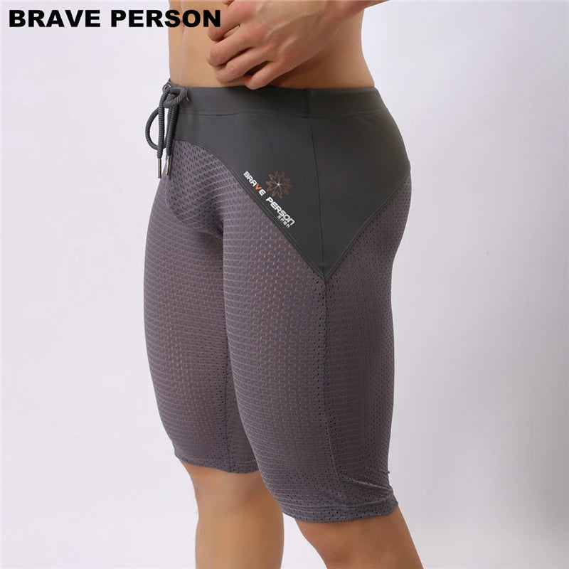 Pessoa corajosa estilo verão shorts de malha respirável masculino apertado praia shorts multifunções na altura do joelho board shorts beach wear