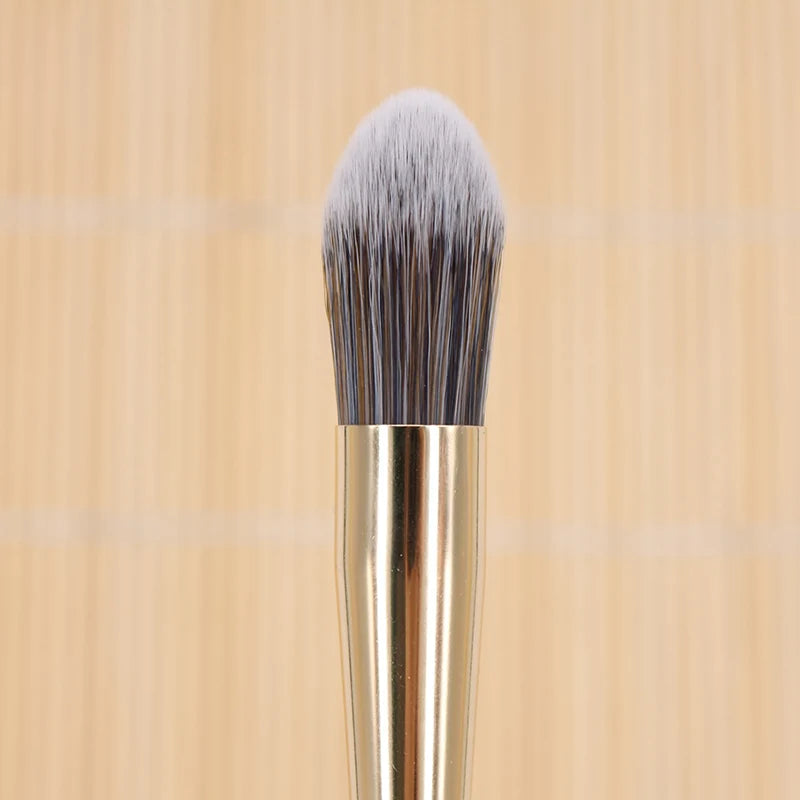 Yue Precisão Fundação Pincel Cônico Apontado Rosto Corretivo Creme Vinco Primer Base Maquiagem Beleza Cosméticos Aplicador
