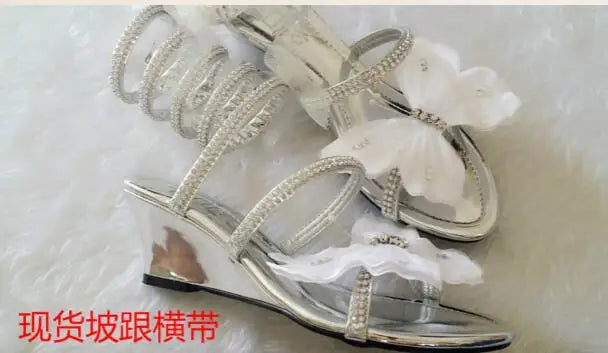 Sandálias luxuosas de verão, flor branca e rosa, sandálias femininas de salto baixo, punk gladiador, com strass, sapatos de festa de casamento
