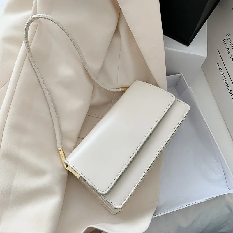 Pequena moda mensageiro saco para as mulheres novo design quadrado crossbody saco feminino couro do plutônio diário aleta bolsas de ombro bolsa