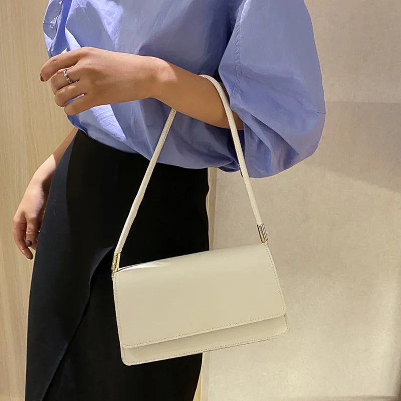 Pequena moda mensageiro saco para as mulheres novo design quadrado crossbody saco feminino couro do plutônio diário aleta bolsas de ombro bolsa