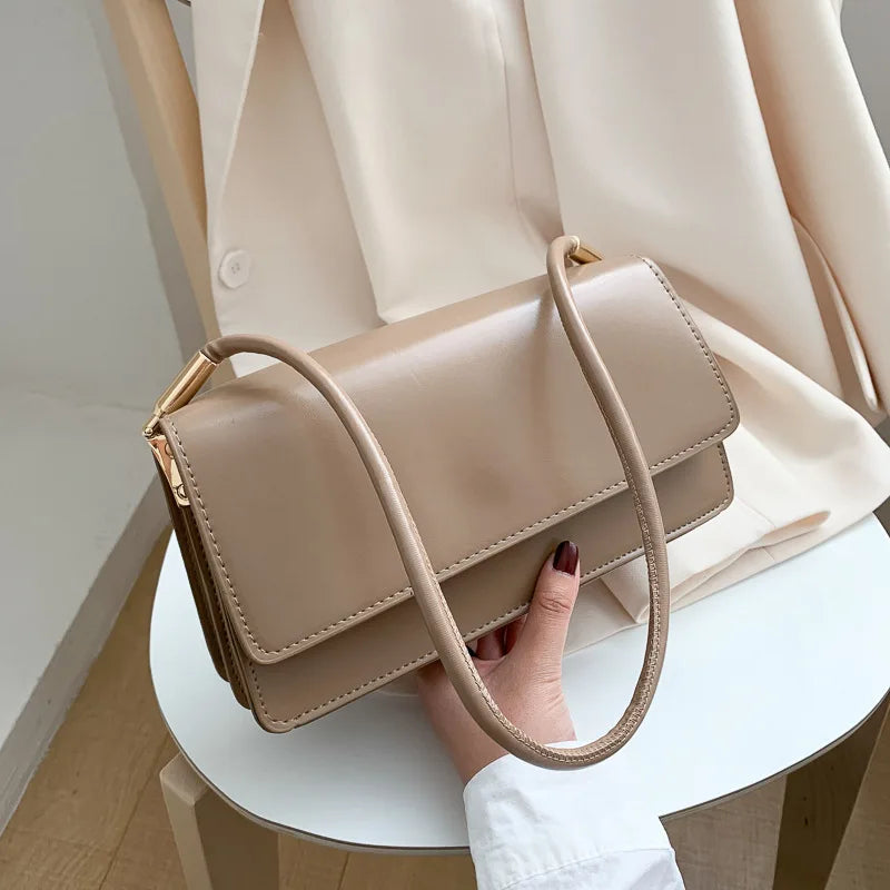 Pequena moda mensageiro saco para as mulheres novo design quadrado crossbody saco feminino couro do plutônio diário aleta bolsas de ombro bolsa