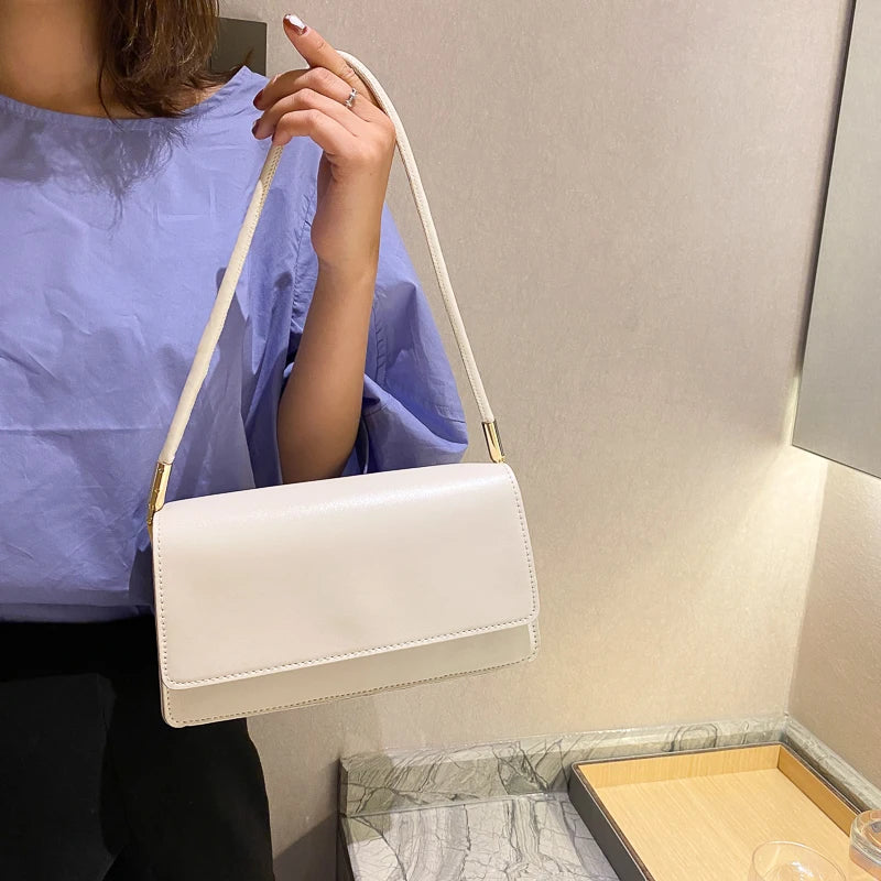 Pequena moda mensageiro saco para as mulheres novo design quadrado crossbody saco feminino couro do plutônio diário aleta bolsas de ombro bolsa