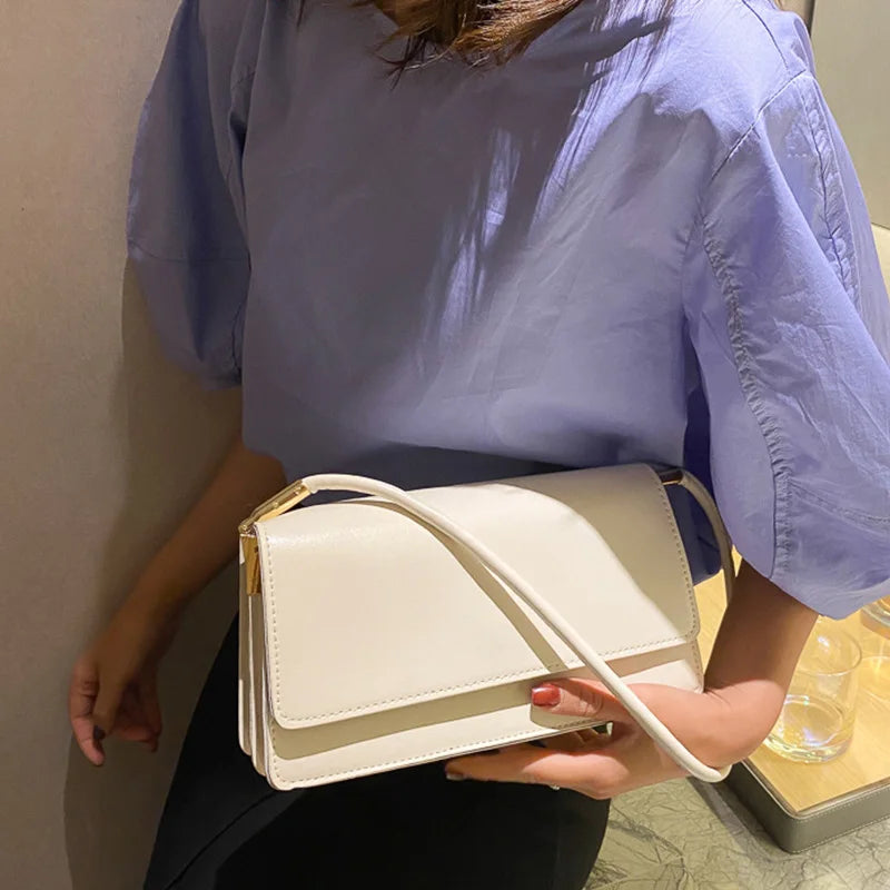 Pequena moda mensageiro saco para as mulheres novo design quadrado crossbody saco feminino couro do plutônio diário aleta bolsas de ombro bolsa