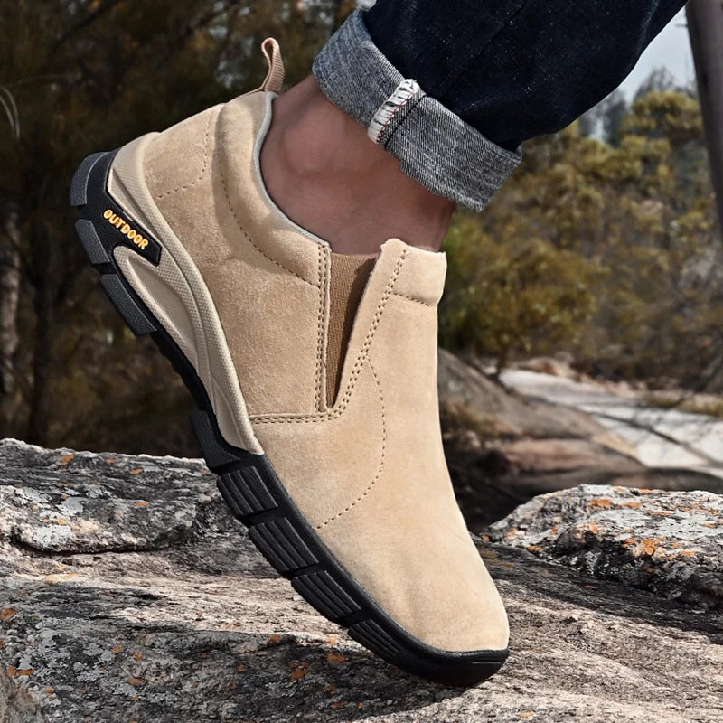 Sapatos masculinos de marca de couro genuíno sapatos casuais ao ar livre respirável tênis camurça original mocassins masculinos tênis