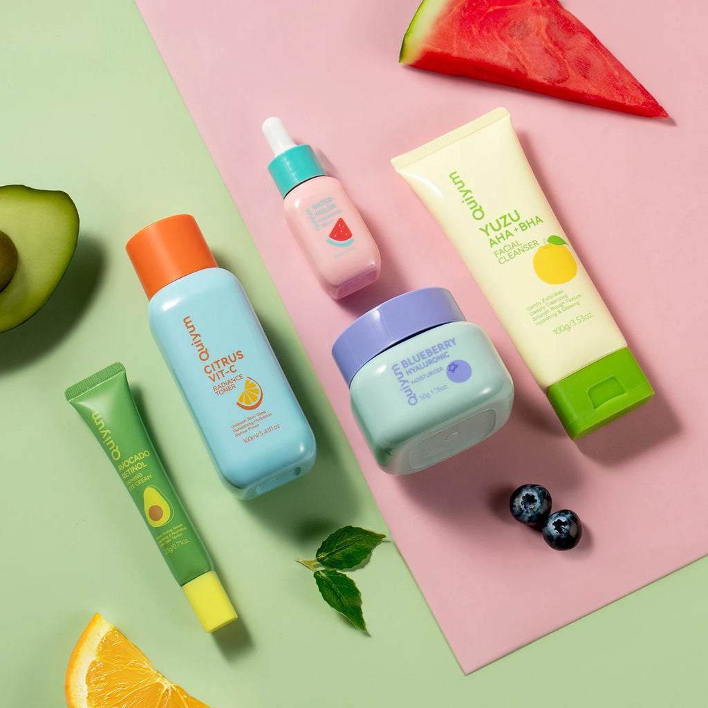 QUIYUM Fruit Fresh Collection Conjunto de cuidados com a pele de 5 peças, brilho, hidratante, anti-idade, cuidados faciais para pele seca e maçante