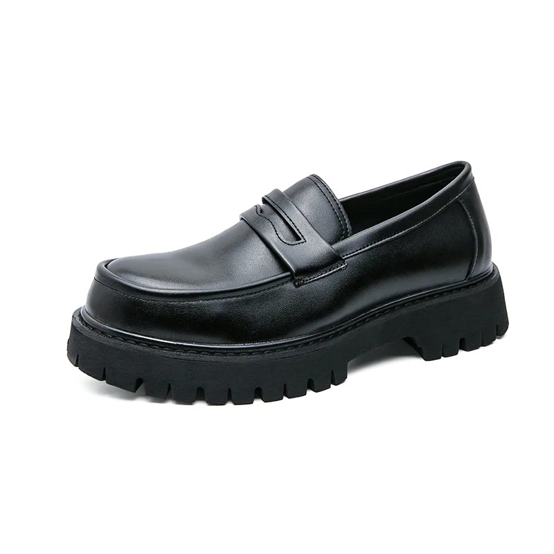 O homem da marca de luxo britânico clássico apontou sapatos vestido dos homens couro patente preto sapatos de casamento oxford sapatos formais moda brilhante