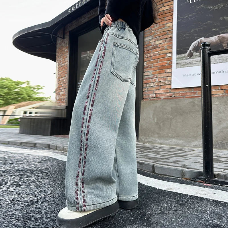 Crianças inverno calças de brim térmicas para meninas estilo casual em linha reta solta jeans grossos com lã forrado crianças calças jeans quentes