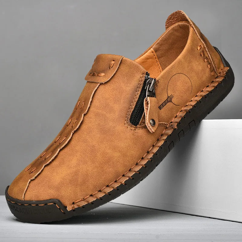 Primavera verão azul camurça mocassins homens deslizamento em mocassins macios respirável apartamentos sapatos de condução sapatos casuais de couro feitos à mão