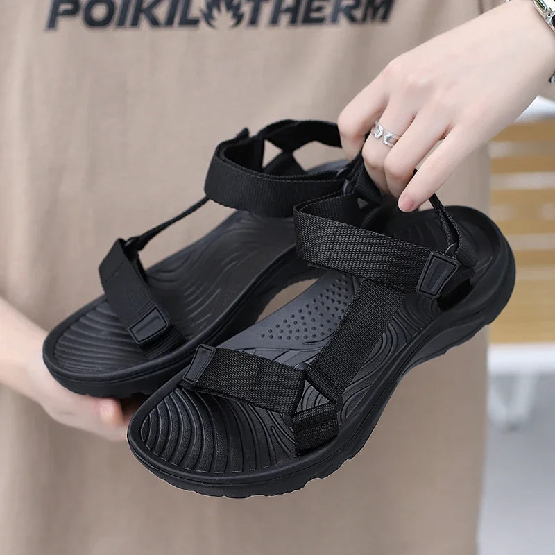 Ao ar livre leve eva sola respirável praia de areia novos homens sandálias sapatos jardim verão tamancos alta qualidade tamanho grande 46 hombre