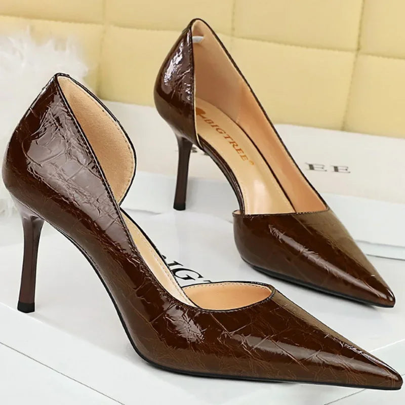 Estilo ocidental festa sapatos femininos 8cm salto alto fino raso apontou toe lado oco serpentina retro senhoras elegantes bombas marrom