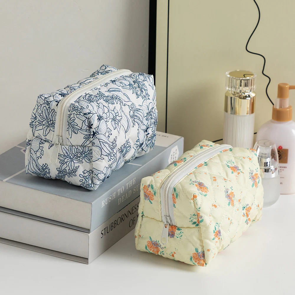 Sacos de maquiagem florais acolchoados com zíper bonito impressão flor organizador de armazenamento acessório de maquiagem saco de higiene pessoal grande saco de cosméticos feminino