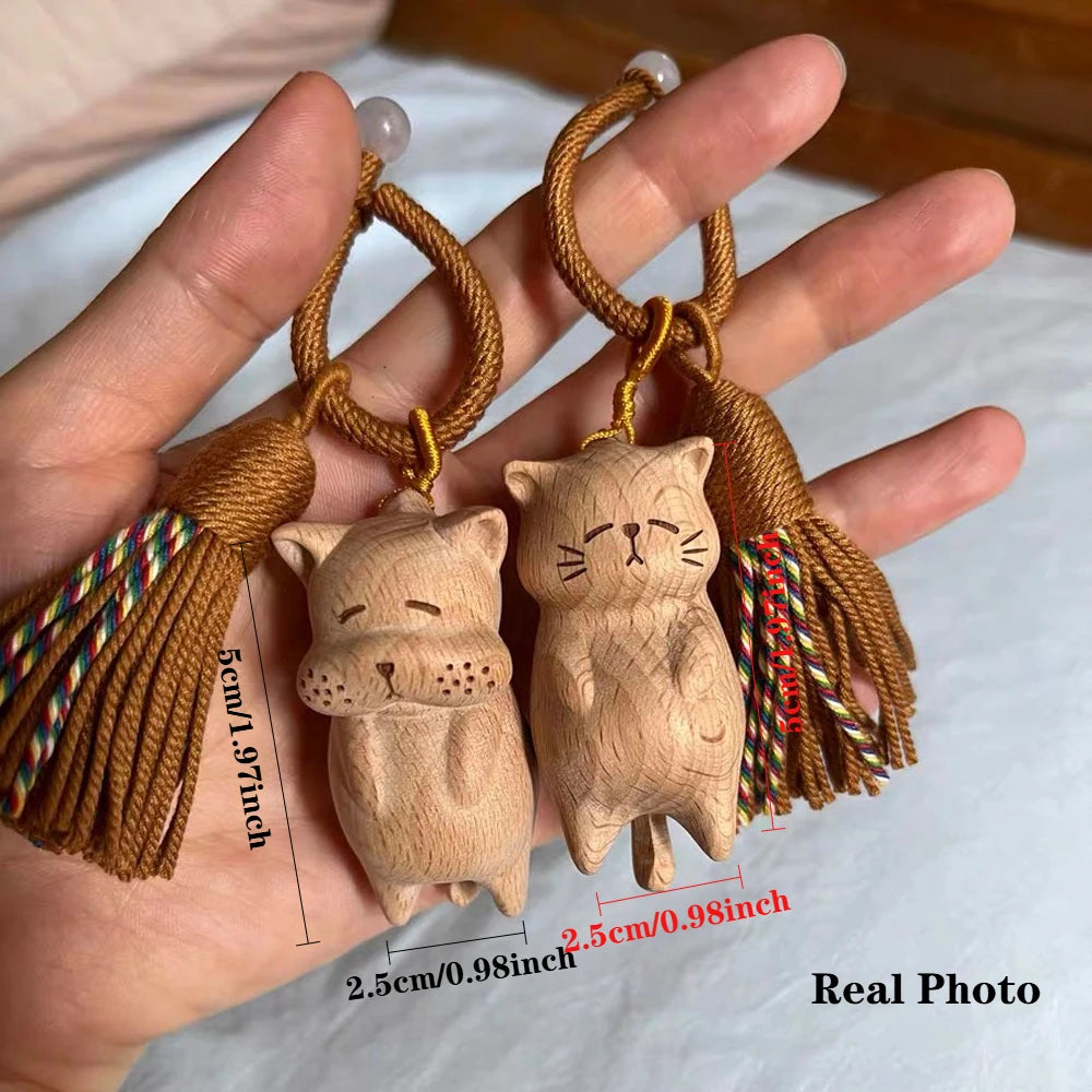 Feito à mão escultura em madeira gatos saco encantos chaveiro bolsa acessórios bonito mini borlas pingentes adequado para sacos mochila
