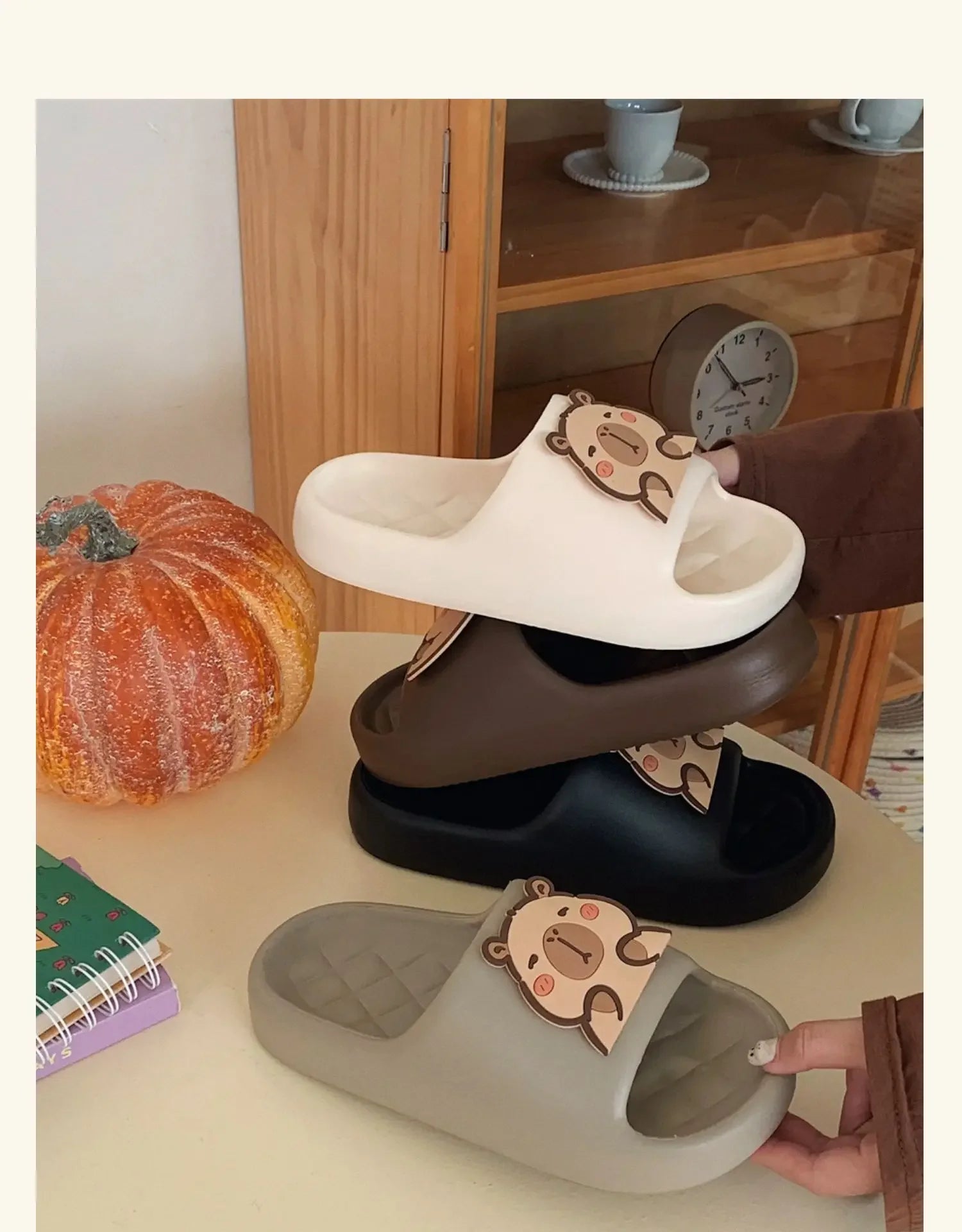 Capivara flip flops feminino chinelo kapibara bonito nuvem sandálias verão praia slides casa quarto sapatos kawai plana feminino eva
