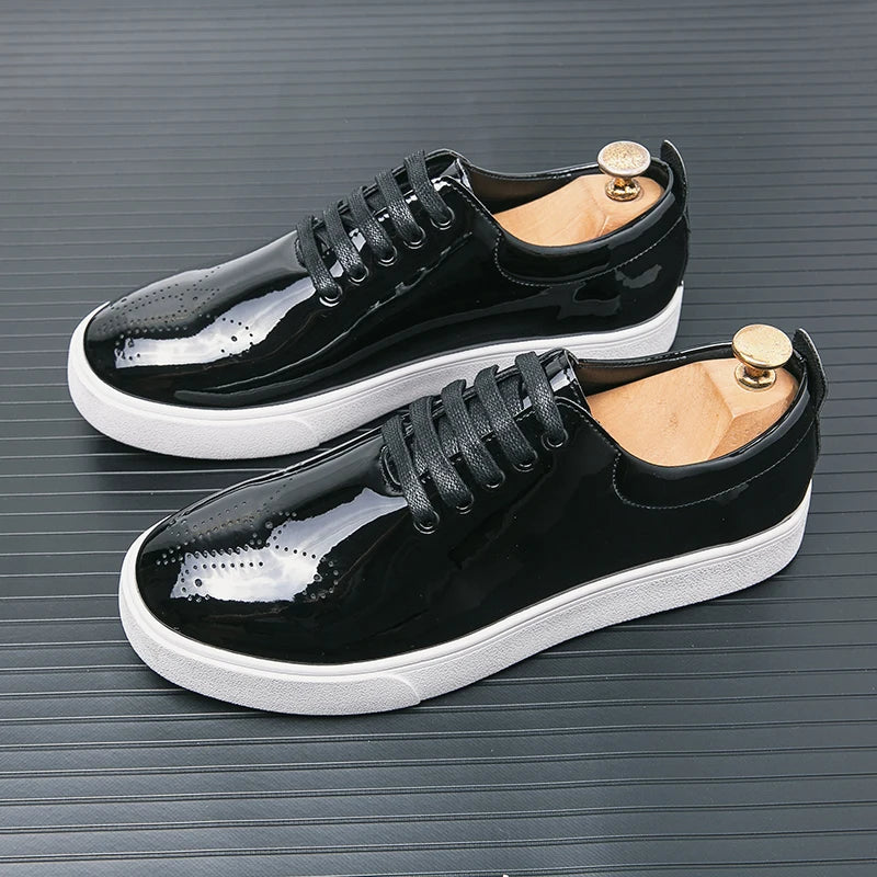 Sapatos casuais de couro envernizado, tênis com renda, sola verde, sapatos de couro designer de alta qualidade, primavera e outono