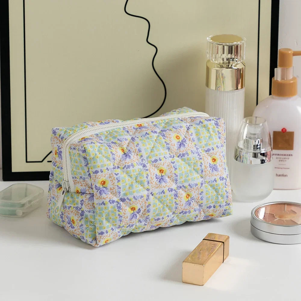 Sacos de maquiagem florais acolchoados com zíper bonito impressão flor organizador de armazenamento acessório de maquiagem saco de higiene pessoal grande saco de cosméticos feminino