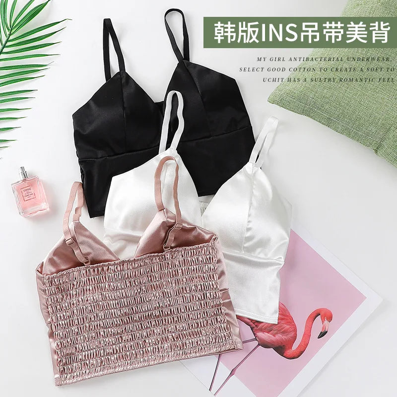 Sexy tops de cetim para mulheres, bralette sem fio, top de crochê, alça de espaguete feminina, camiseta cortada com peito, camisola acolchoada