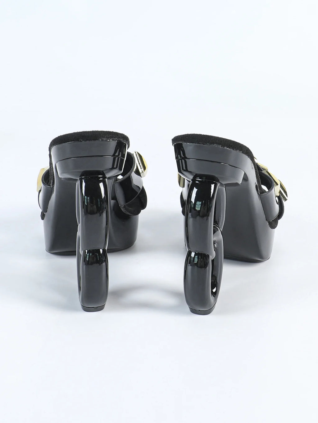 Sapatos femininos 2025 nova plataforma chinelos para mulher 12cm estilo estranho fretwork salto alto verão dedo do pé quadrado oco para fora sandálias