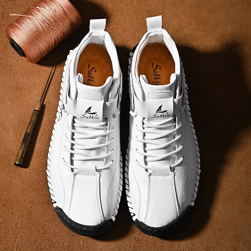Novo design 2025 tênis de couro masculino homem respirável sapatos de couro artesanal sapatos casuais masculinos botas de tornozelo ao ar livre