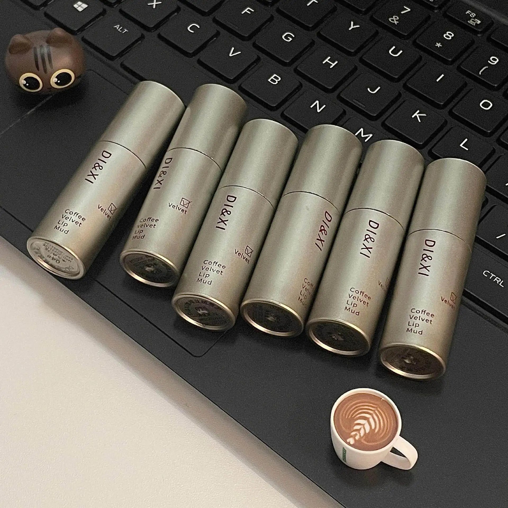 Batom fosco de veludo vermelho escuro, à prova d'água, longa duração, fosco, brilho labial, copo antiaderente, maquiagem labial, maquiagem cosmética