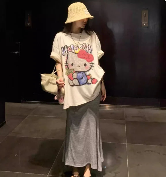 Camiseta Casual Estampada 100% Algodão Sanrio 2026 Coleção Verão Hello Kitty para Adultos e Crianças - Roupa Casual Tal Pai/Mãe, Tal Filho(a)