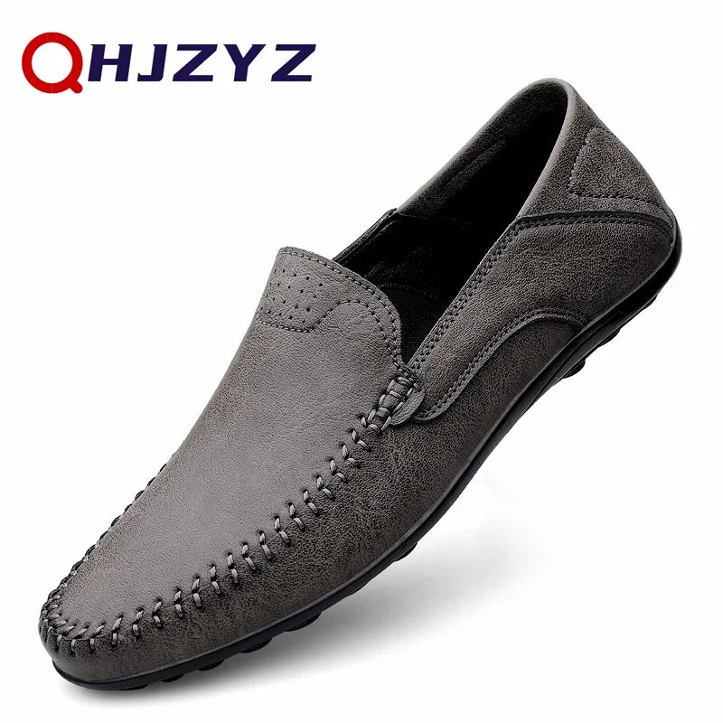 Mocassins Masculinos de Couro Genuíno Slip-On Casuais Estilo Náutico Formais Artesanais Designer 2025 Zapatillas Hombre