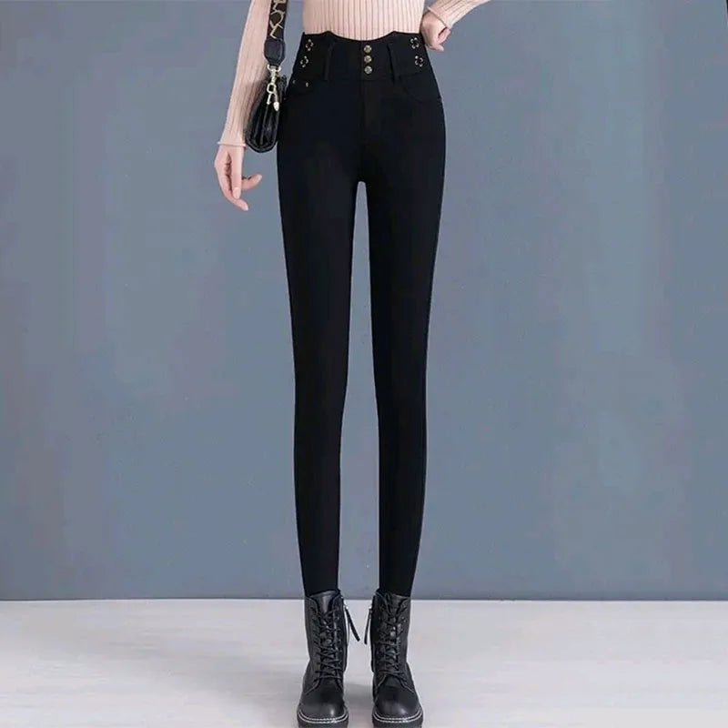 Jeans coreano elástico de cintura alta com pelúcia ártica, zíper de botão monocromático, calça lápis reta preta, moda fina, outono e inverno, nova
