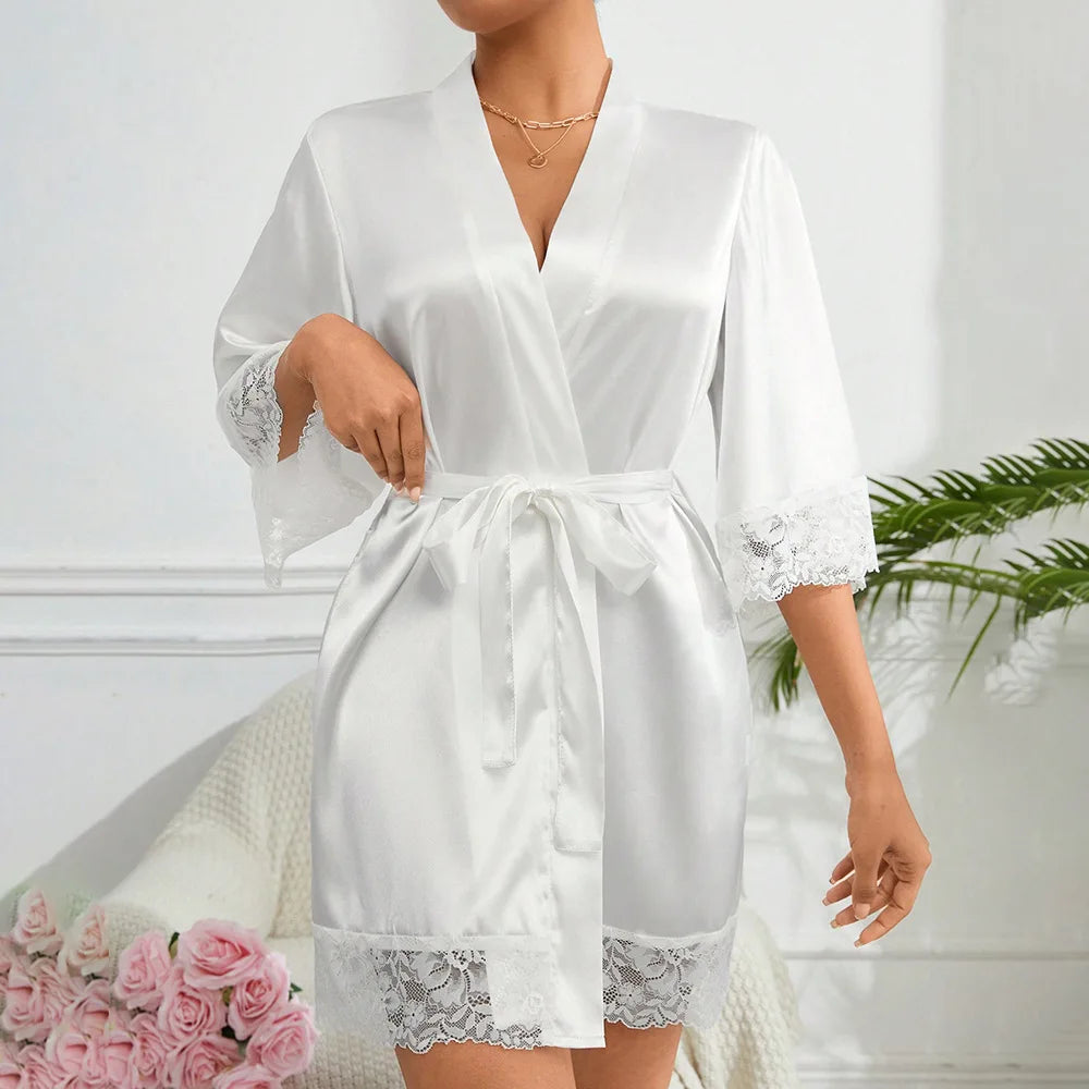 Novo Robe Elegante de Cetim para Mulheres 2025 com Renda, Kimono Curto, Camisola, Decote V, Cinto, Roupa de Noiva, Presente para Madrinhas
