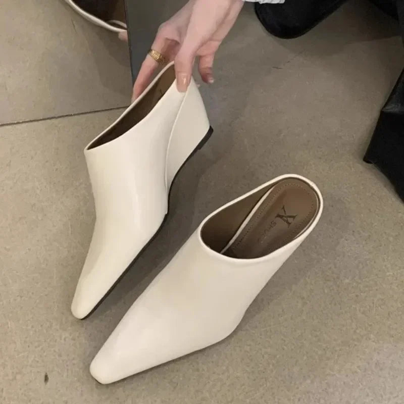 2024 europeu americano baotou metade feminina de couro macio inclinação salto alto legal moda outwear grosso preguiçoso muller sapatos