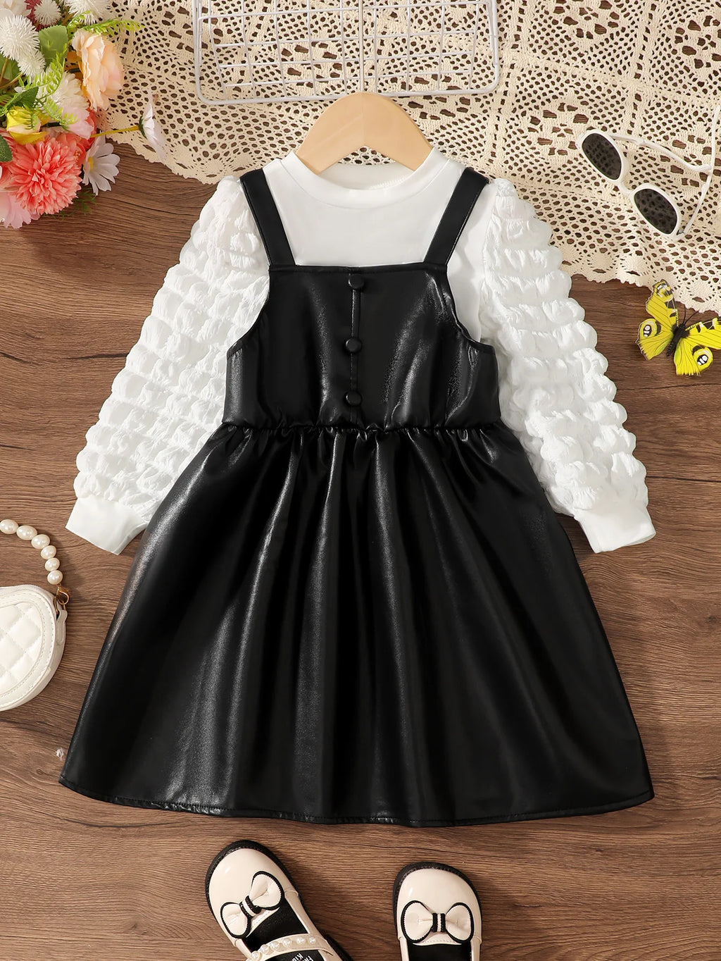 Conjunto de 2 peças para crianças e meninas, gola redonda, top branco + alça preta, saia de couro, roupas de festa para meninas de 4 a 7 anos