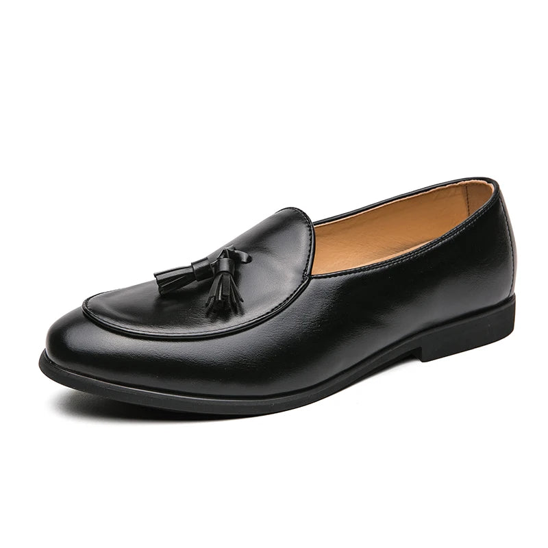 Sapatos formais masculinos mocassins com borla