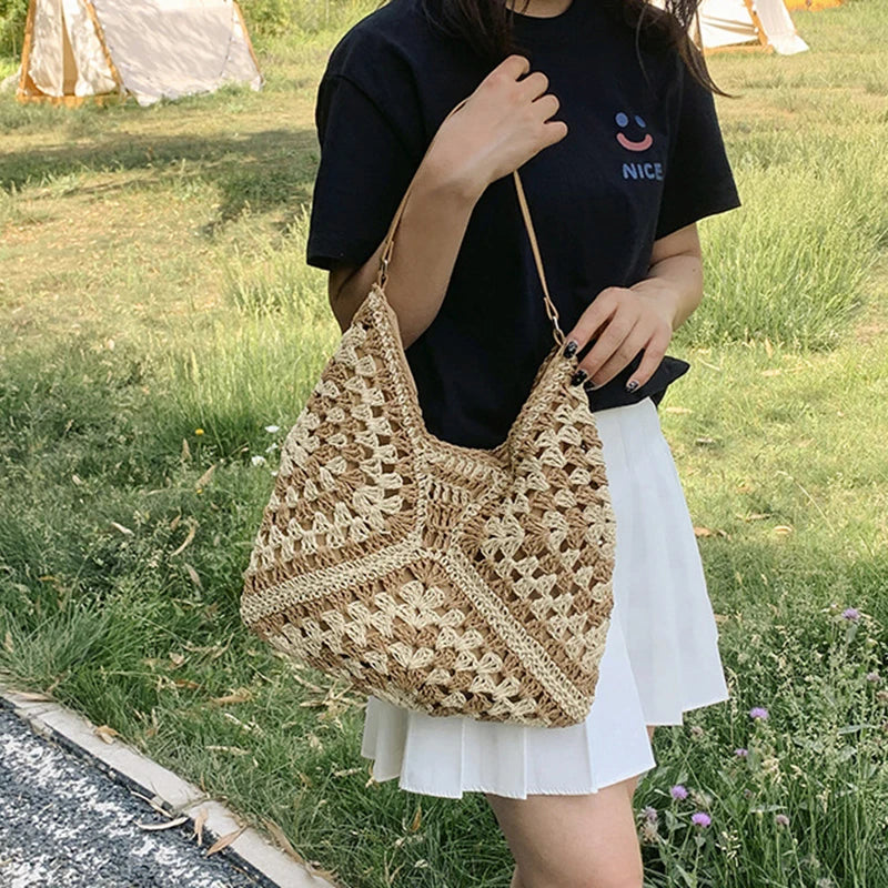Bolsa de ombro de palha tecida feminina popular bolsa de tamanho médio com alça para férias na praia