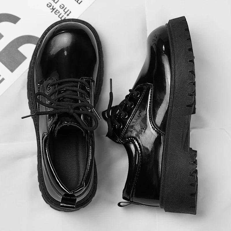Sapatos de couro casual para casal, sola grossa, antiderrapante, conforto, roupas de trabalho masculinas e femininas, tamanho grande, sapatos com renda, 4ª temporada
