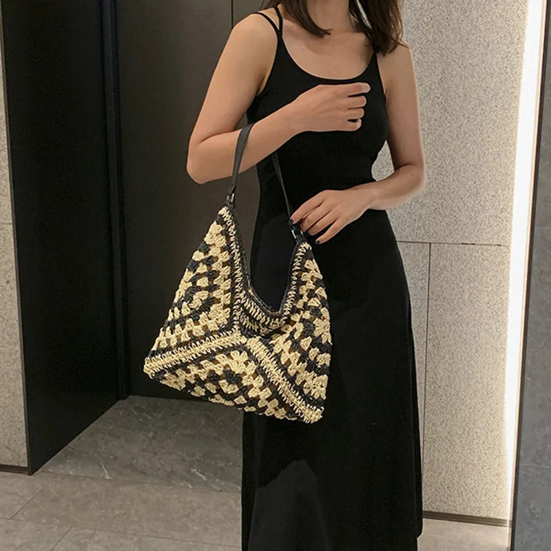 Bolsa de ombro de palha tecida feminina popular bolsa de tamanho médio com alça para férias na praia