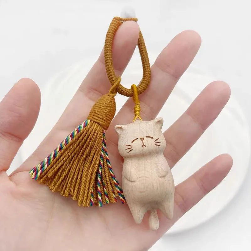 Feito à mão escultura em madeira gatos saco encantos chaveiro bolsa acessórios bonito mini borlas pingentes adequado para sacos mochila