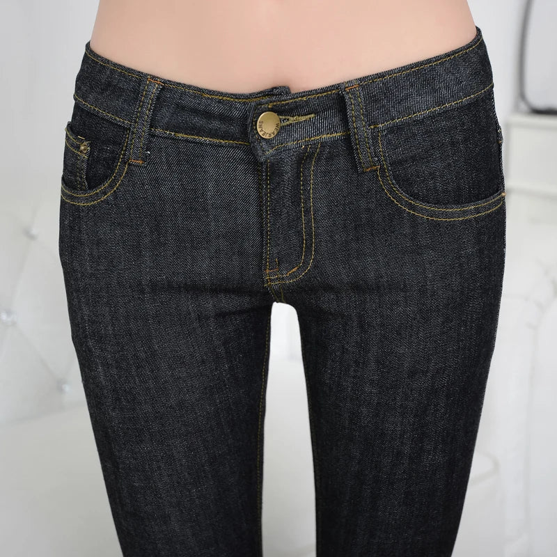 Calça Jeans Fena Skinny de Cintura Baixa Elástica e Esticável para Outono, Calça Longa Preta de Nove Pontos com Efeito Le...