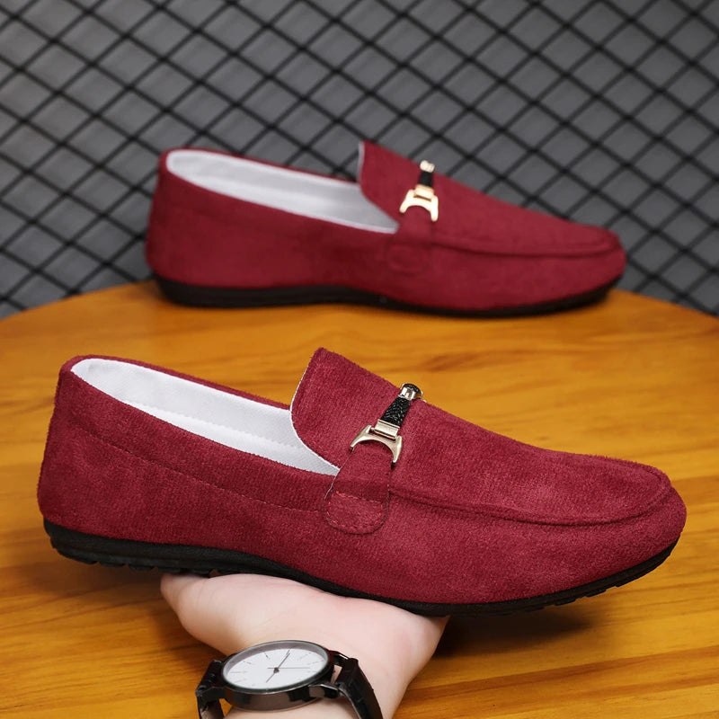 Primavera verão azul camurça mocassins homens deslizamento em mocassins macios respirável apartamentos sapatos de condução sapatos casuais de couro feitos à mão