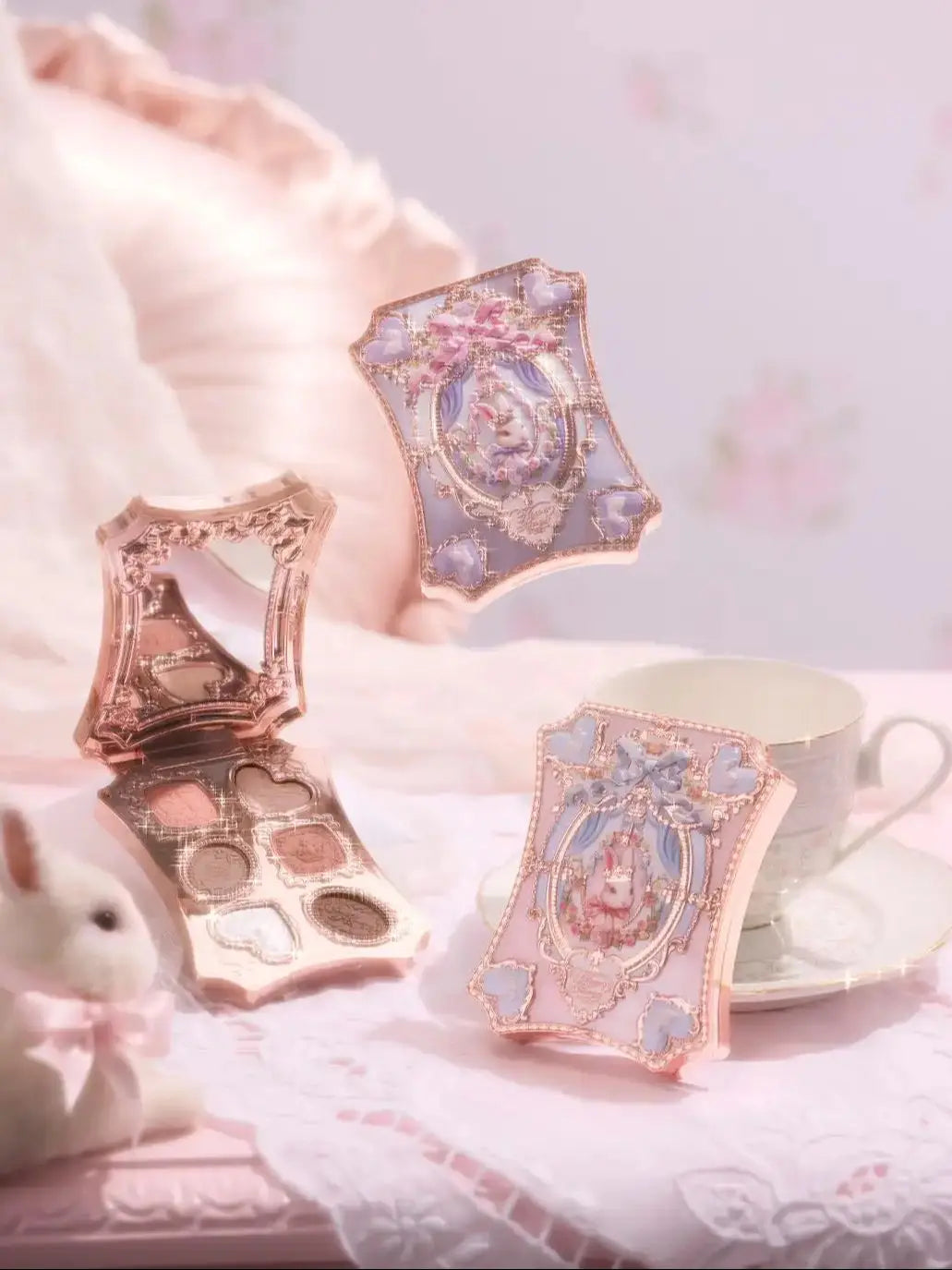 Flower Knows 2026 Bunny Garden Paleta de Sombras Temática de Coelhinho Coleção de Cosméticos Completa com Blush e Iluminador