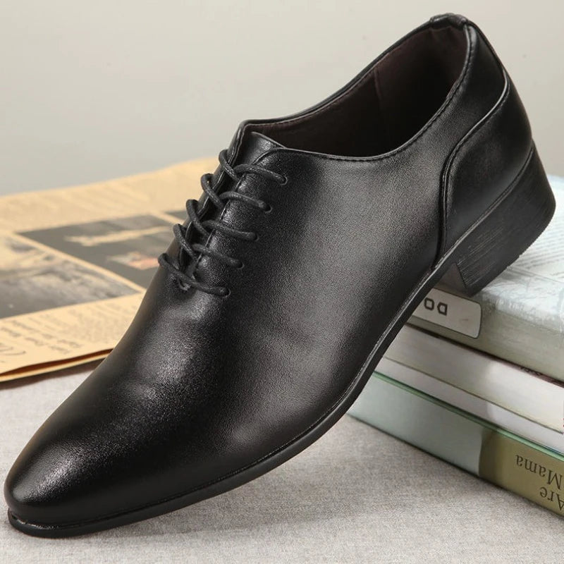 Branco apontou toe macio rendas até sapatos formais masculinos cavalheiro escritório novo 39 calçado barato liquidação baixo preço sapato social masculino