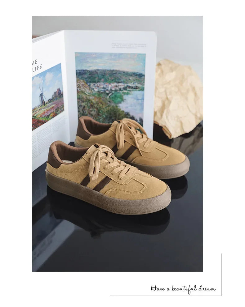 Sapatos de tabuleiro casuais de sola grossa para homens sola grossa sapatos casuais tênis de couro tudo sola macia dentro aumentar sapatos