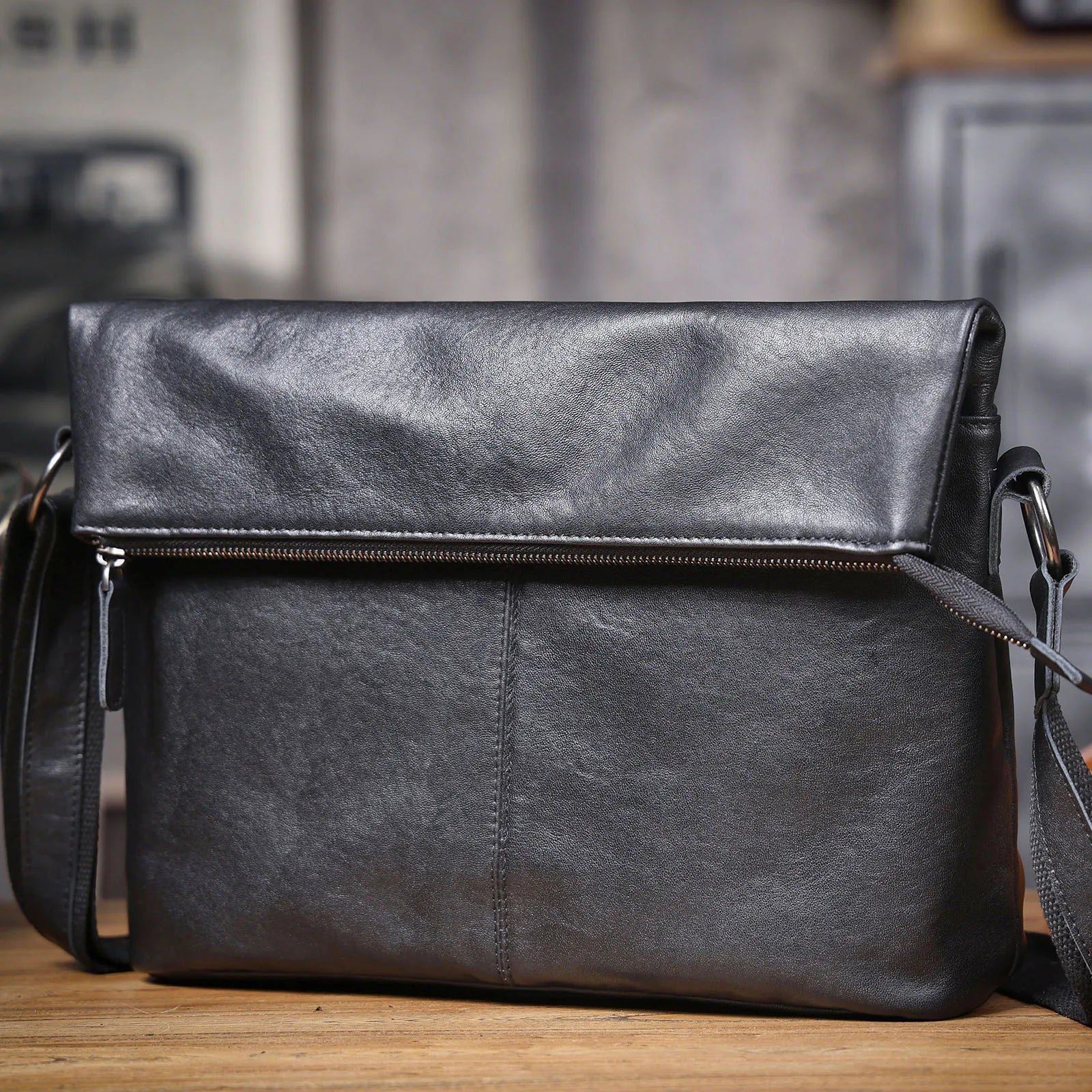 Bolsa de Ombro Masculina em Couro Genuíno, Bolsa Transversal para Laptop, Couro Bovino de Camada Superior, Couro Vegetal, Moda Casual