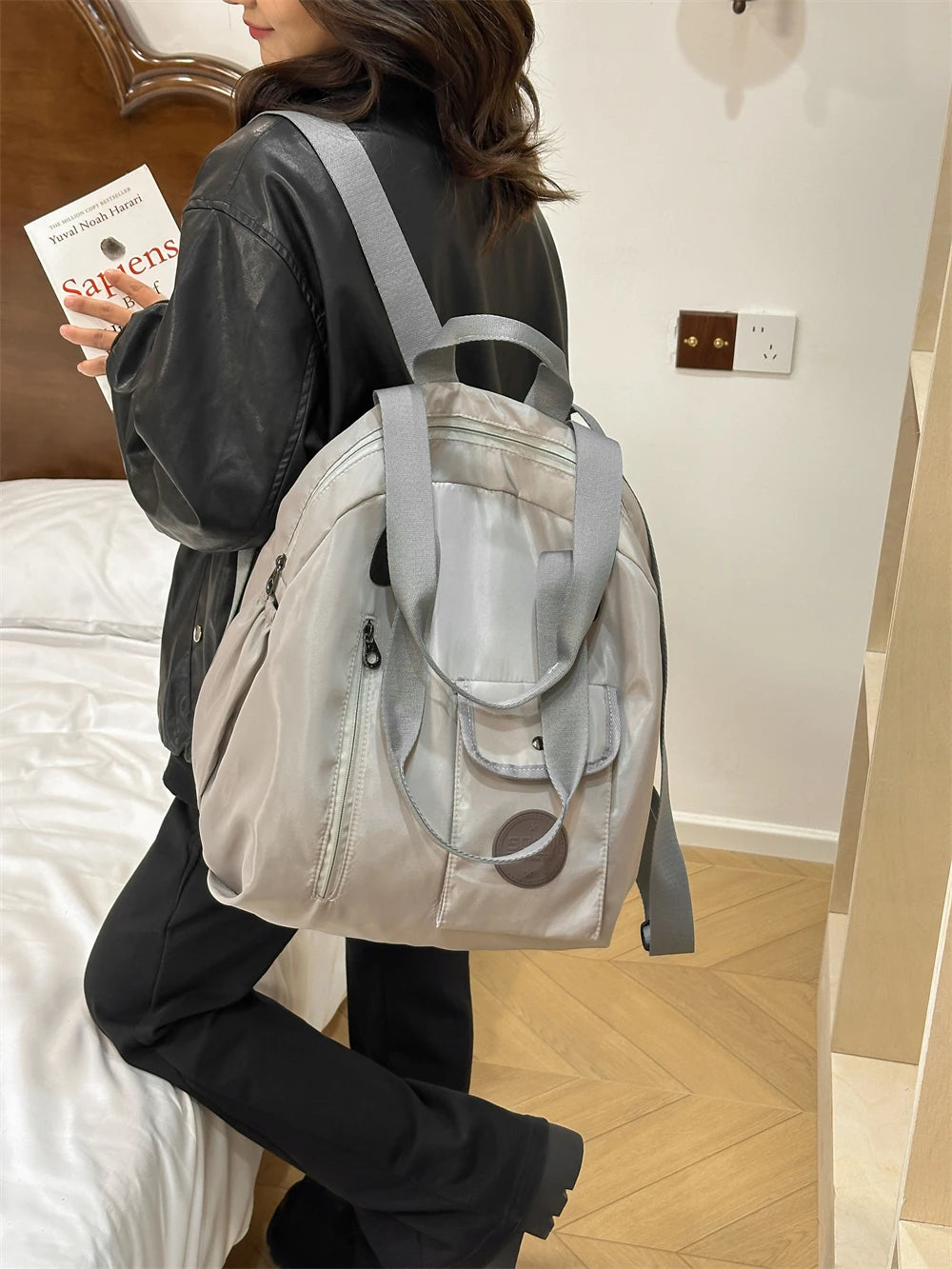 mochila femininas bolsa escolar bolsas femininas promoção Mochilas de moda multifuncionais de grandes dimensões para mulheres bolsa de ombro de separação seca e molhada de grande capacidade para viagens esportivas