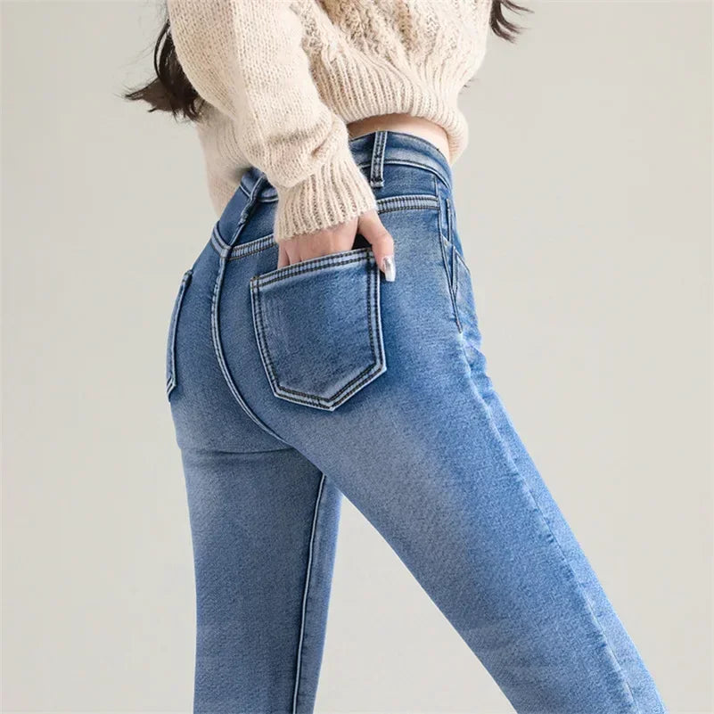 Inverno senhora térmica quente jeans de pelúcia magro estiramento jeans senhora fino ajuste lápis calças meninas perna reta denim