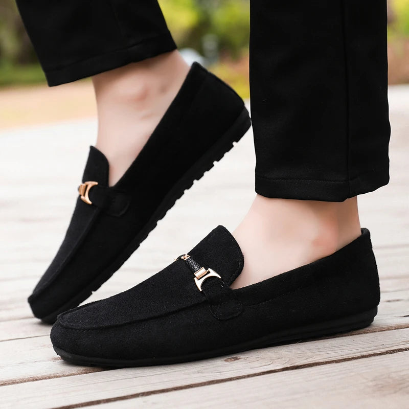 Primavera verão azul camurça mocassins homens deslizamento em mocassins macios respirável apartamentos sapatos de condução sapatos casuais de couro feitos à mão
