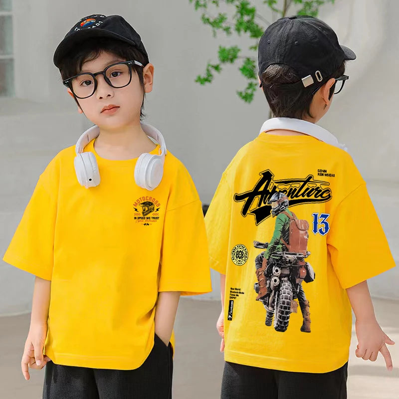 Roupas infantis coreanas 2025 meninos motocicleta camiseta gráfica verão manga curta 100% algodão solto crianças topo roupas infantis